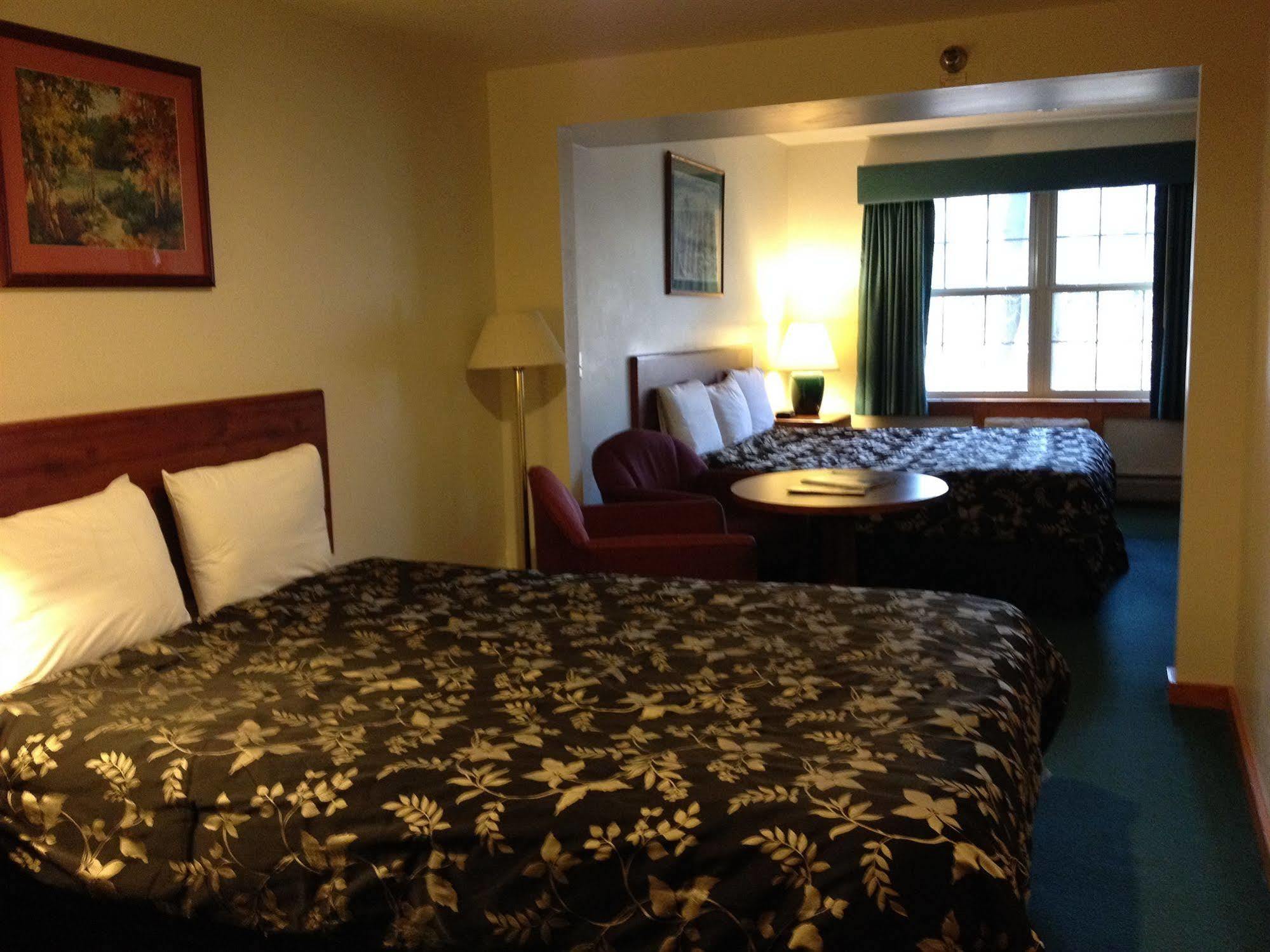 Inn Grey Fox 3*